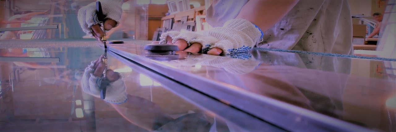 Slider, Glass Cutting Service in North Feltham, East Bedfont, TW14